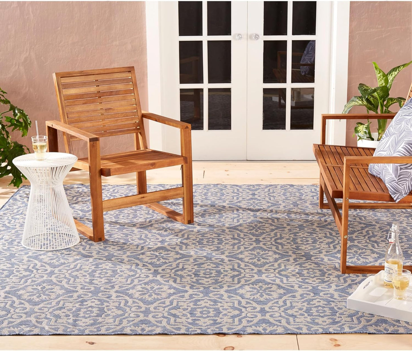 Nicole Miller New York Patio Country Julia Transitional Geometric Indoor/Outdoor Area Rug, Blue/Grey, 3'11"x5'2"