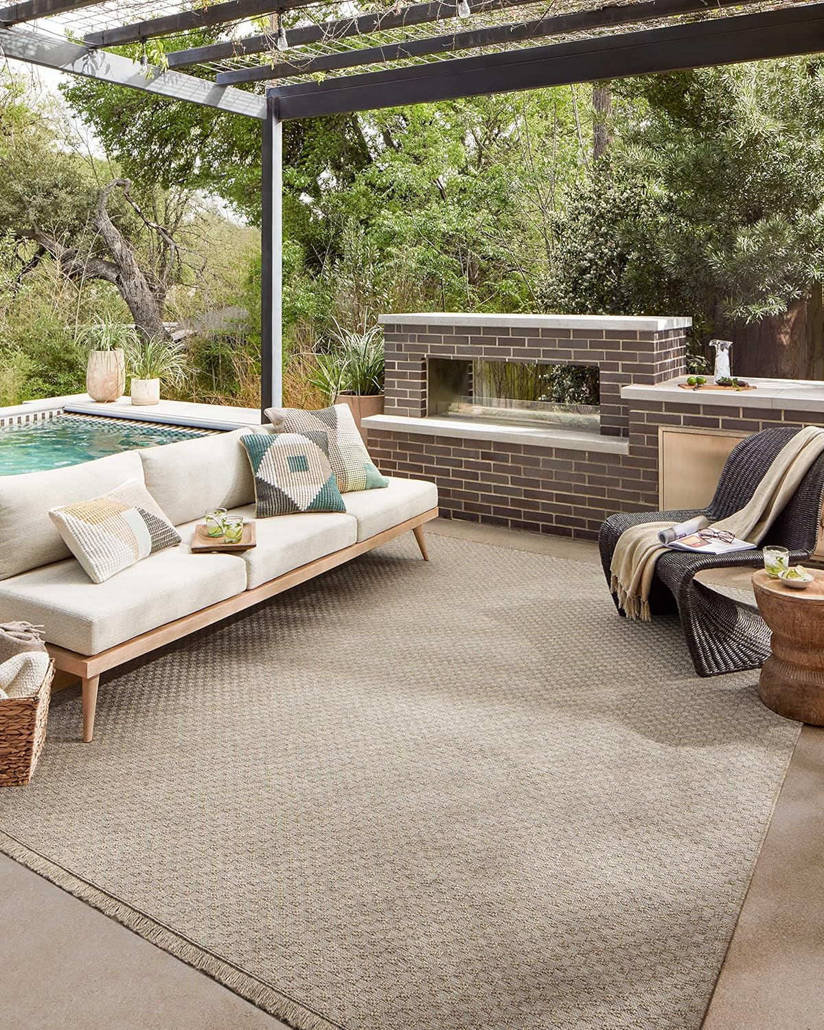 Loloi Dawn Collection Indoor/Outdoor DAW-02 Tan 2'-3" x 10'-0" Runner Rug